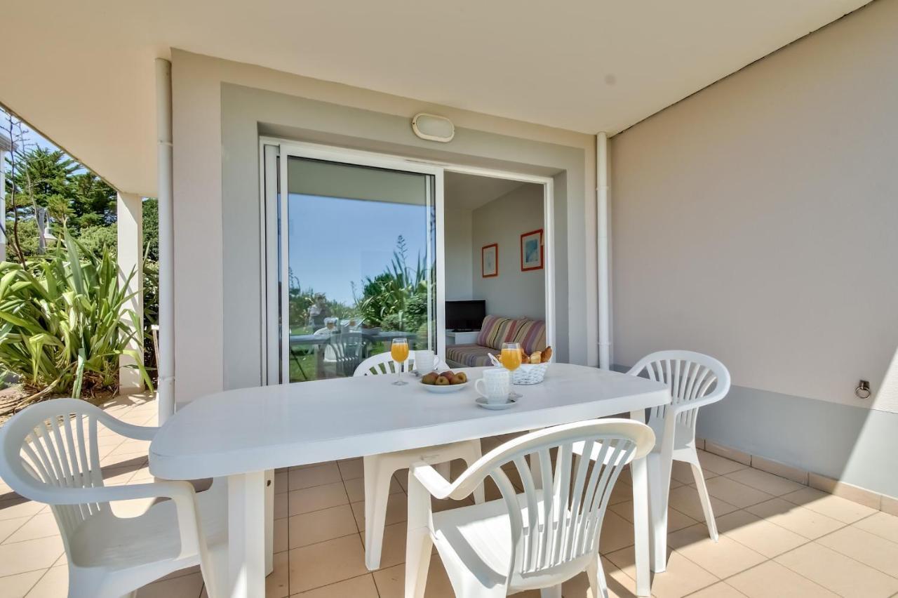 Dans un ecrin de verdure avec piscine partagee bel appartement aux Sables d Olonne Les Sables-dʼOlonne Extérieur photo
