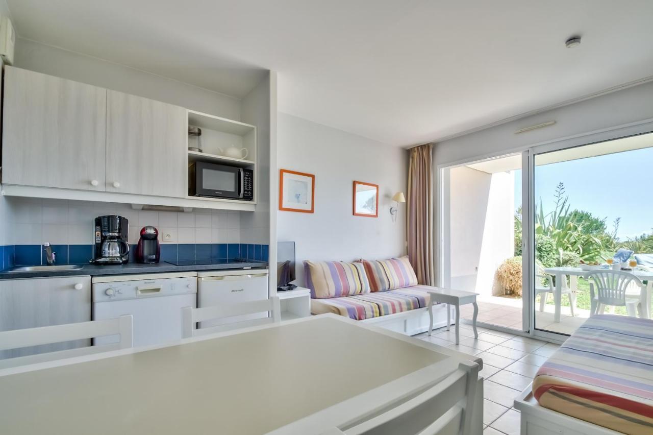 Dans un ecrin de verdure avec piscine partagee bel appartement aux Sables d Olonne Les Sables-dʼOlonne Extérieur photo