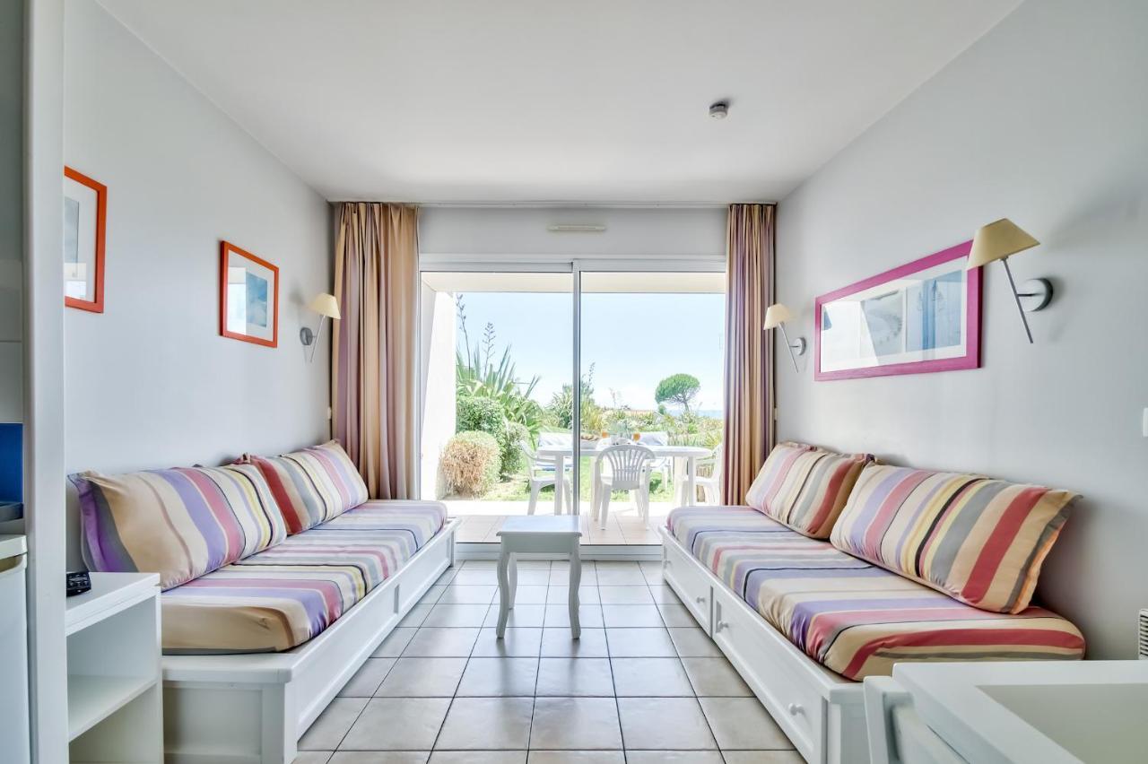 Dans un ecrin de verdure avec piscine partagee bel appartement aux Sables d Olonne Les Sables-dʼOlonne Extérieur photo